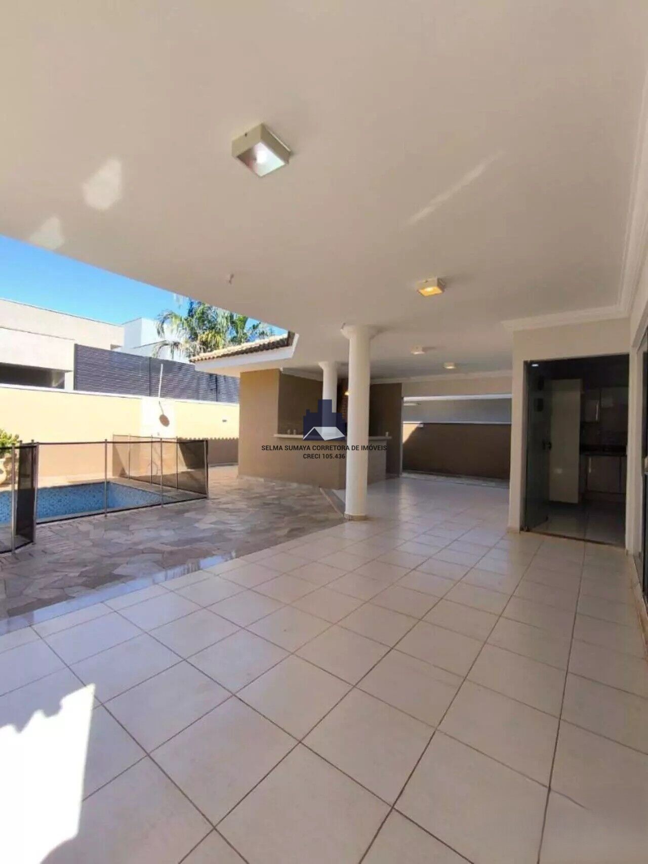 Casa de Condomínio com 4 quartos à venda, 320m² — foto 8 de 25