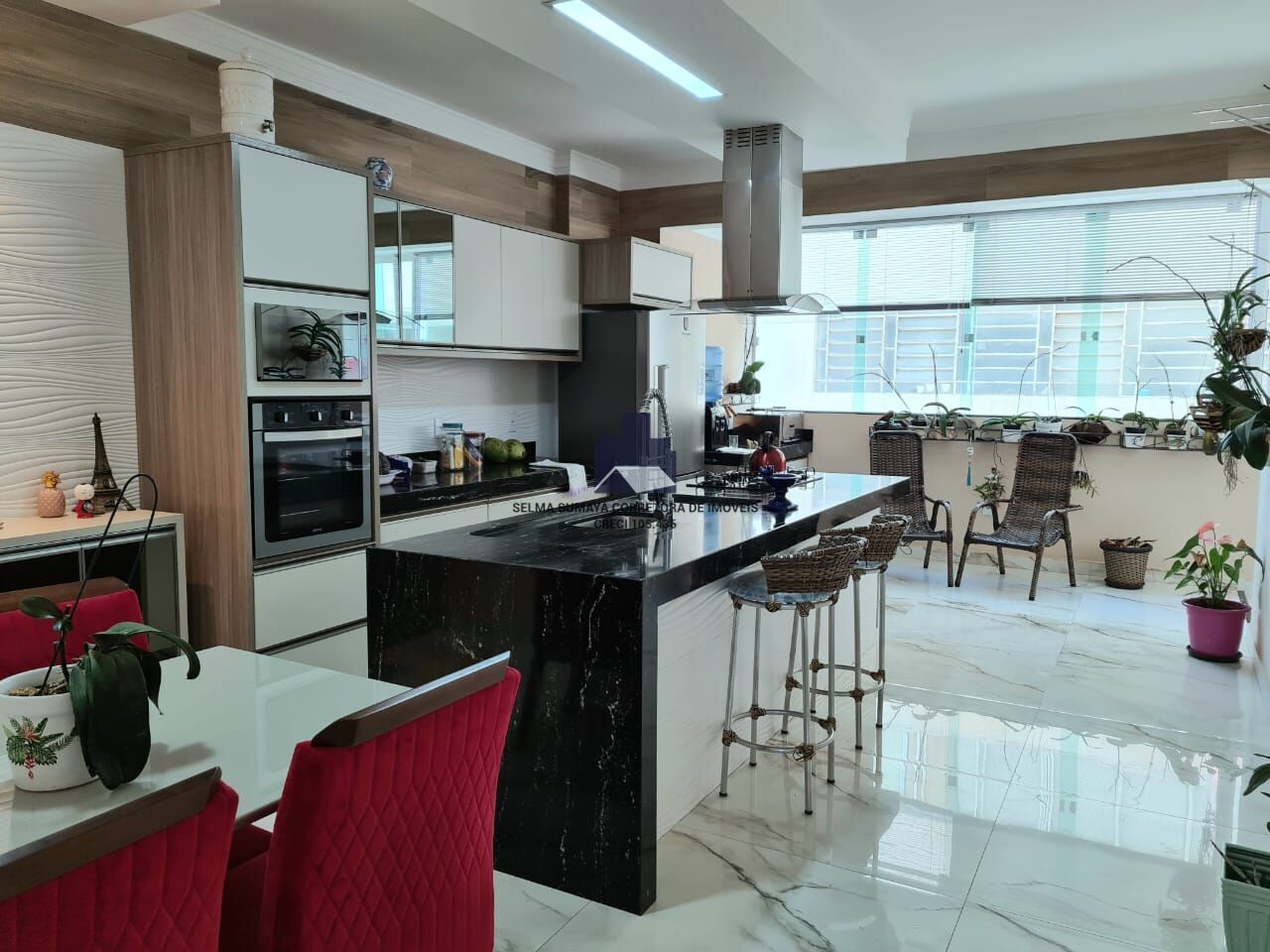 Apartamento com 4 quartos à venda, 180m² — foto 13 de 19