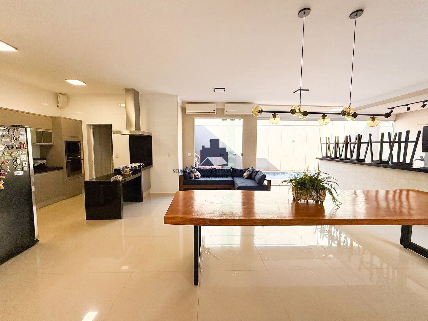 Casa de Condomínio com 4 quartos à venda, 291m² — foto 12 de 19