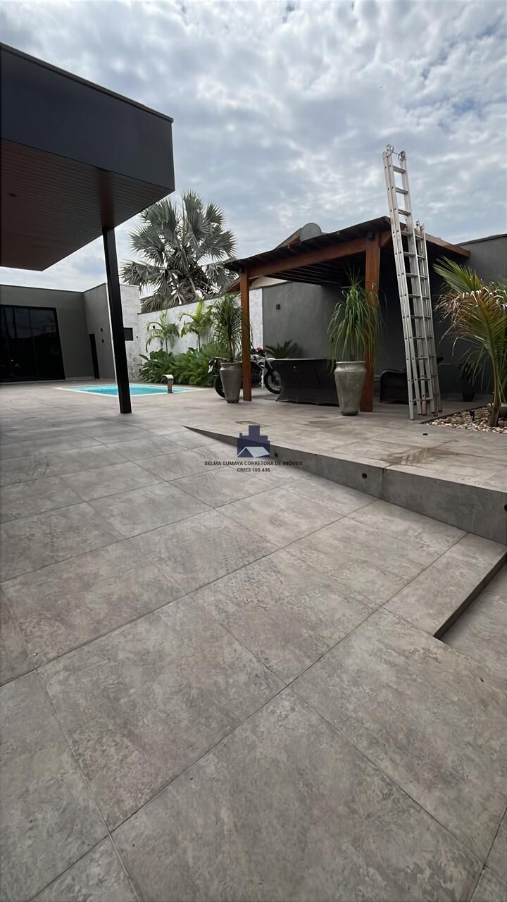 Casa com 3 quartos à venda, 210m² — foto 18 de 29