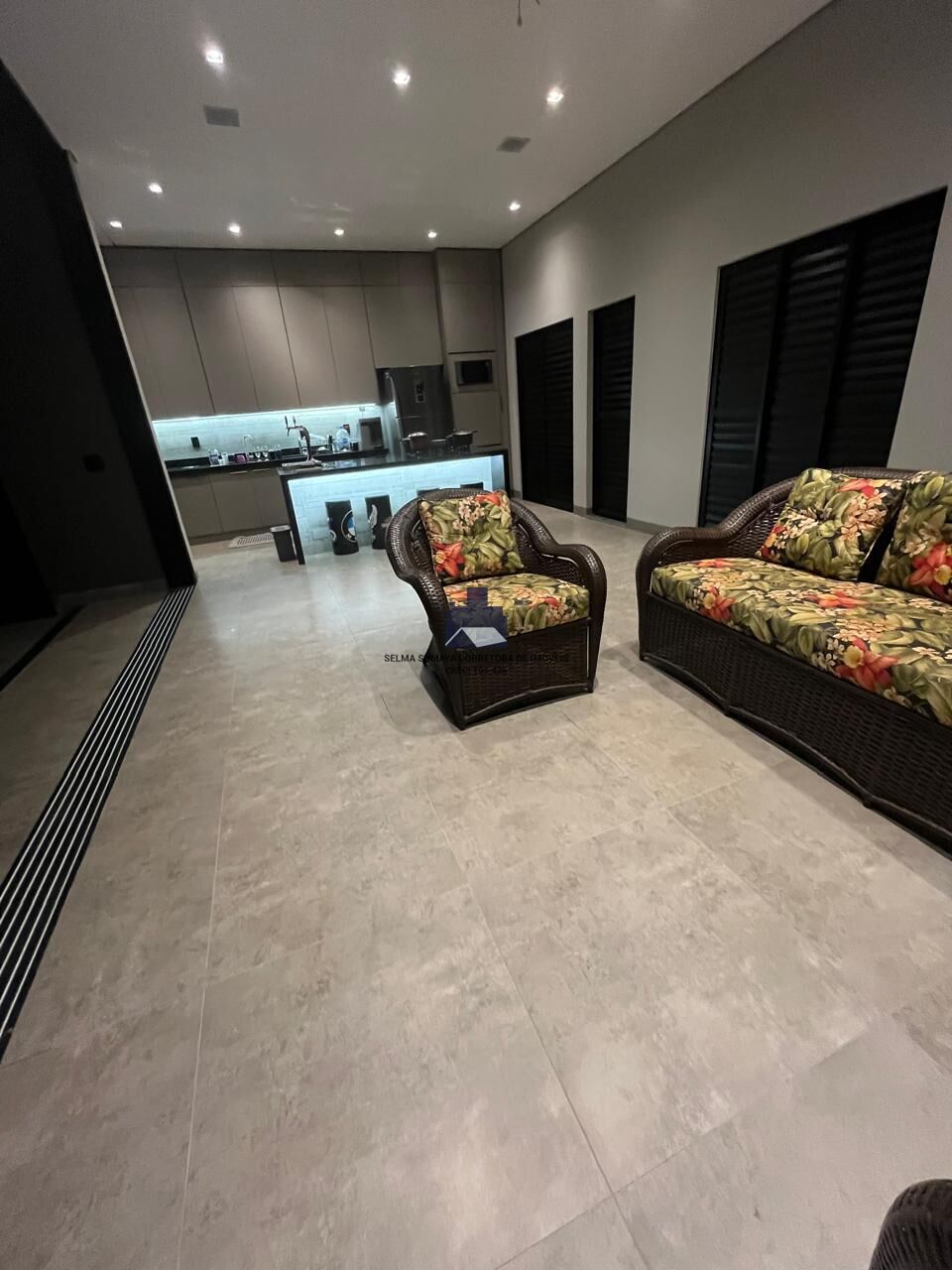 Casa com 3 quartos à venda, 210m² — foto 9 de 29
