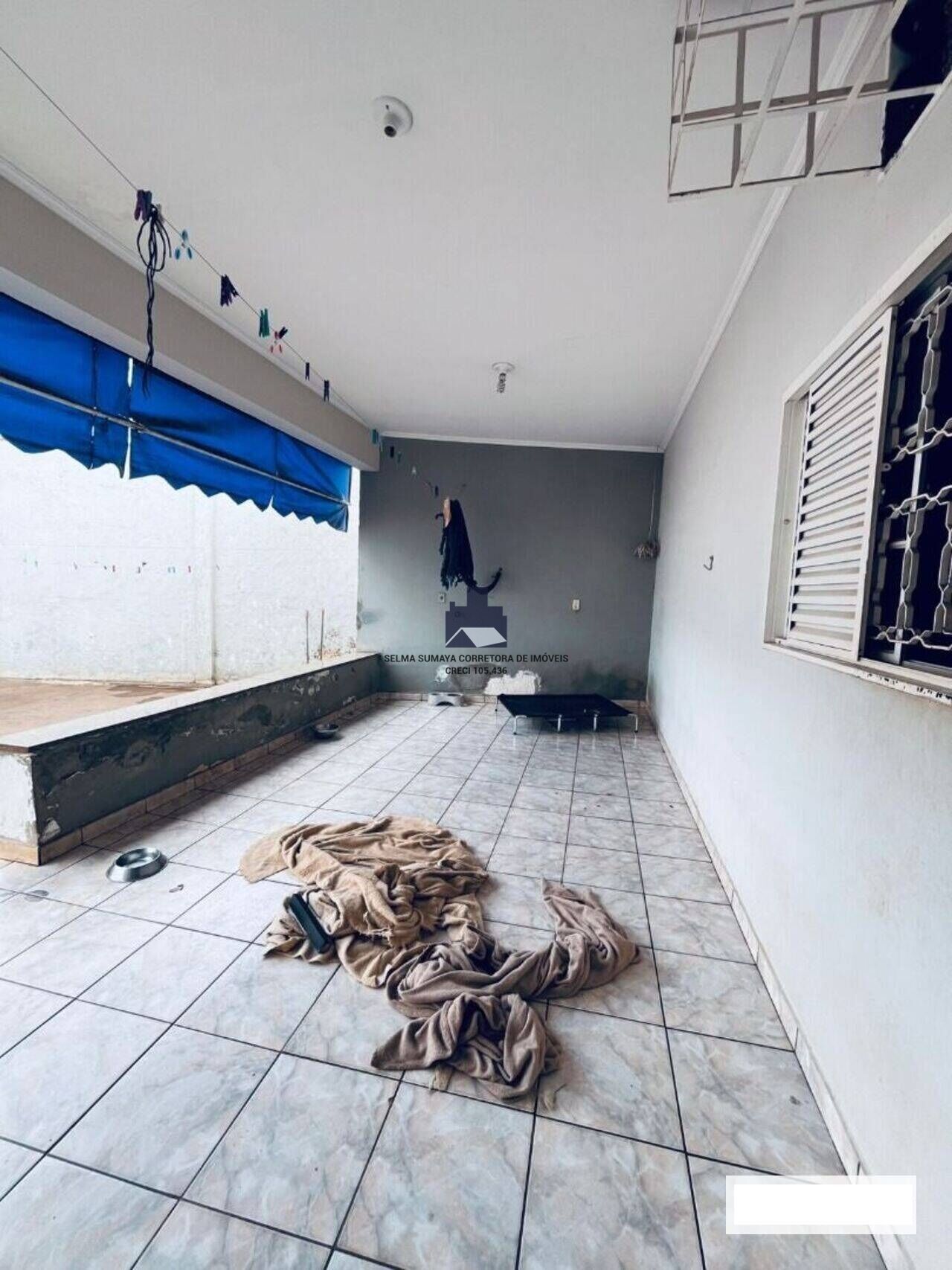 Casa com 3 quartos à venda, 225m² — foto 11 de 15