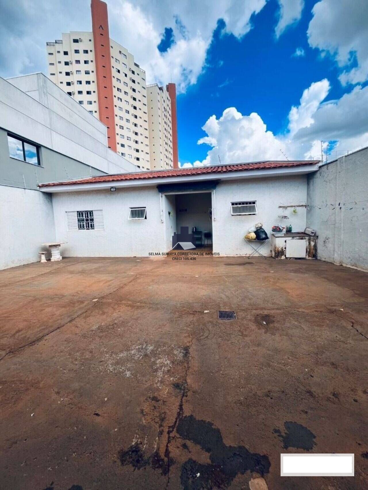 Casa com 3 quartos à venda, 225m² — foto 15 de 15