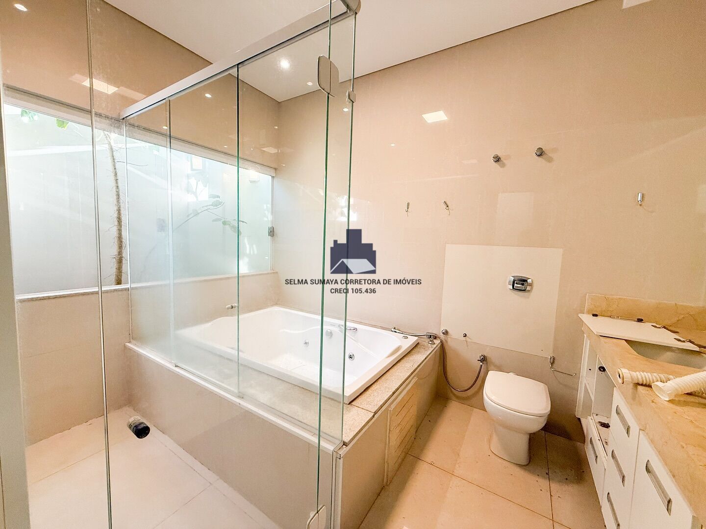 Casa de Condomínio com 5 quartos à venda, 370m² — foto 5 de 19