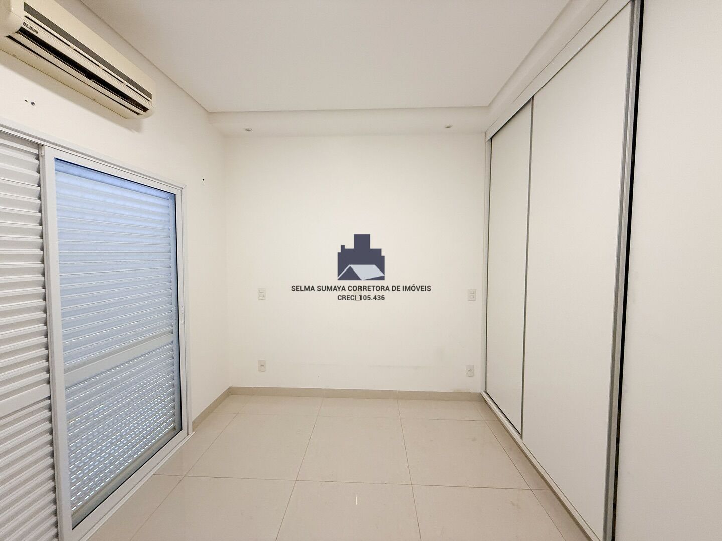 Casa de Condomínio com 5 quartos à venda, 370m² — foto 10 de 19