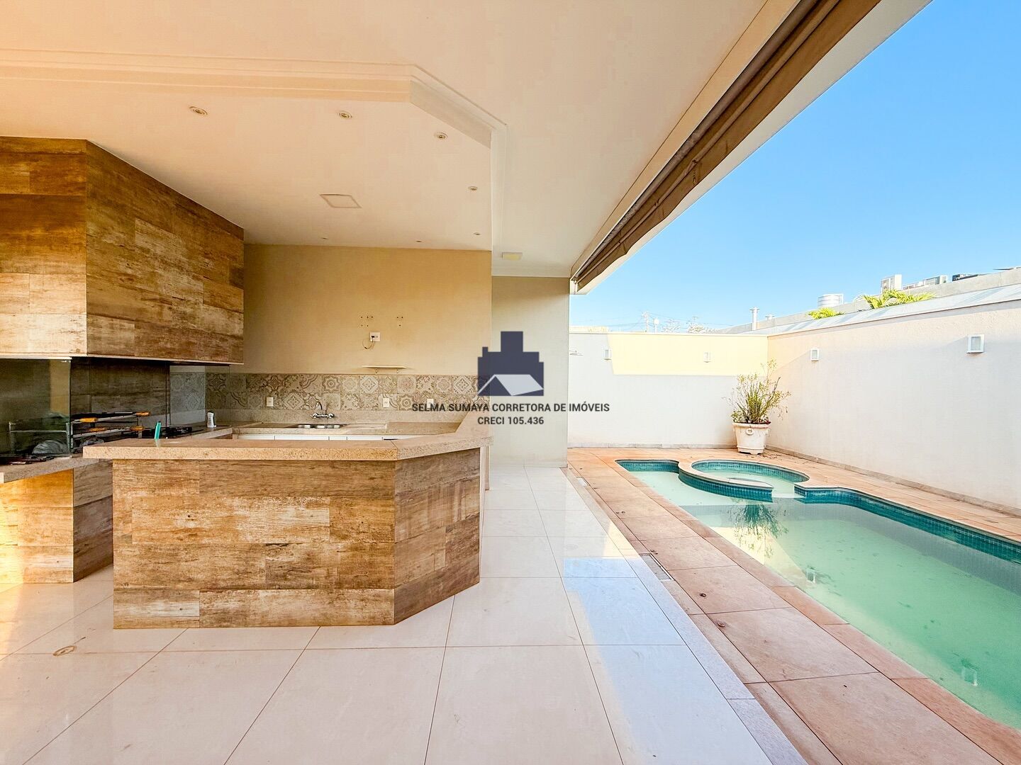 Casa de Condomínio com 5 quartos à venda, 370m² — foto 12 de 19