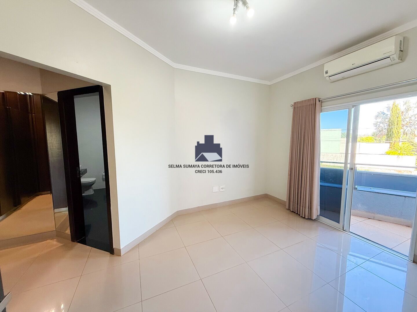 Casa de Condomínio com 3 quartos à venda, 284m² — foto 9 de 17
