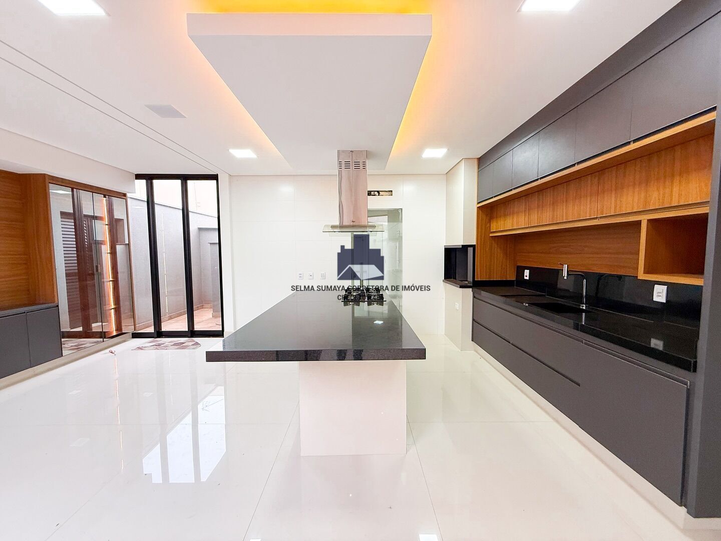 Casa de Condomínio com 3 quartos à venda, 207m² — foto 12 de 20