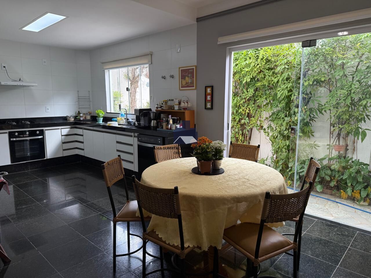 Casa com 3 quartos à venda, 420m² — foto 4 de 29
