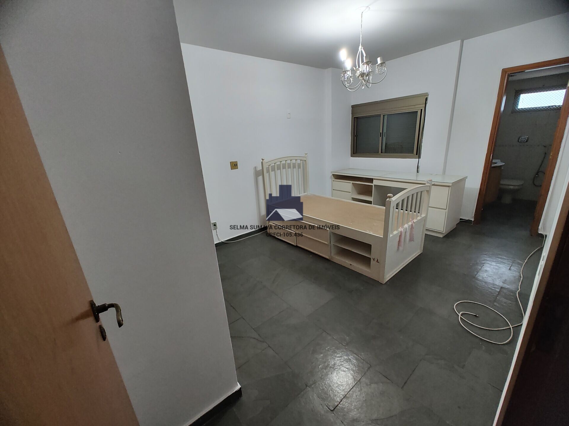 Apartamento com 4 quartos à venda, 230m² — foto 23 de 32