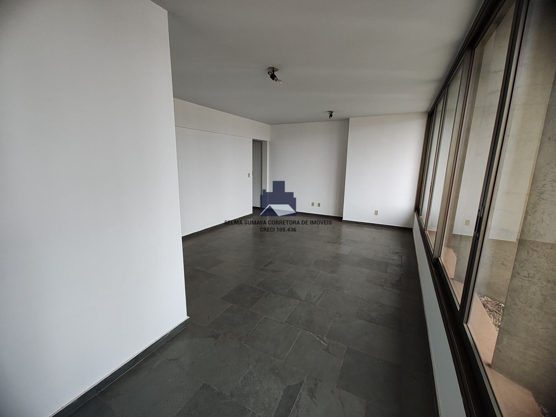 Apartamento com 4 quartos à venda, 230m² — foto 7 de 32