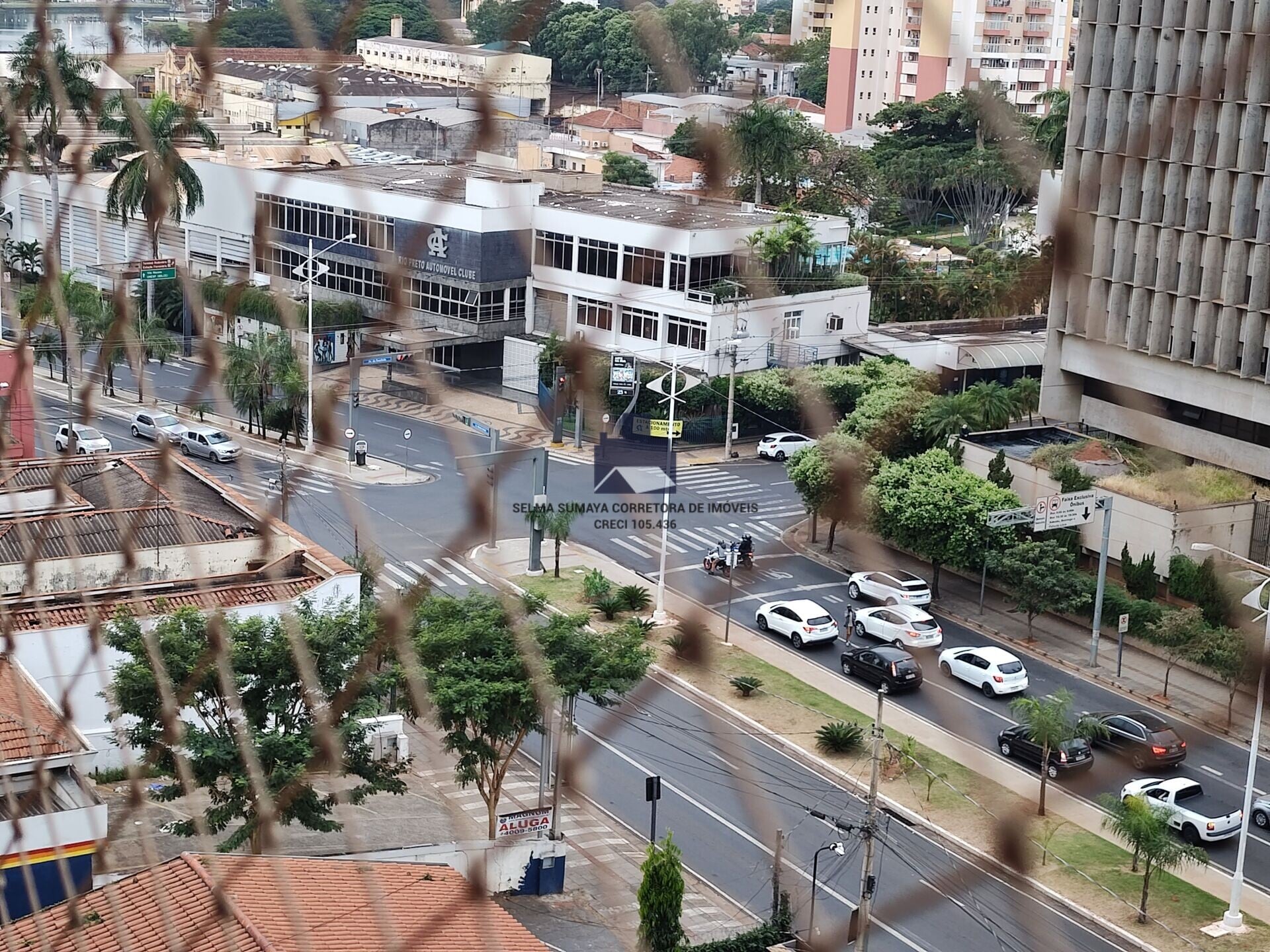 Apartamento com 4 quartos à venda, 230m² — foto 20 de 32