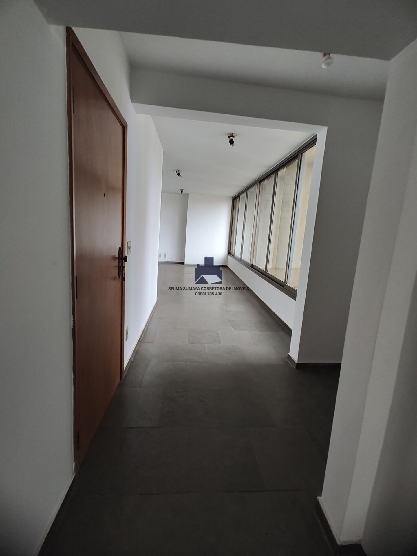 Apartamento com 4 quartos à venda, 230m² — foto 17 de 32
