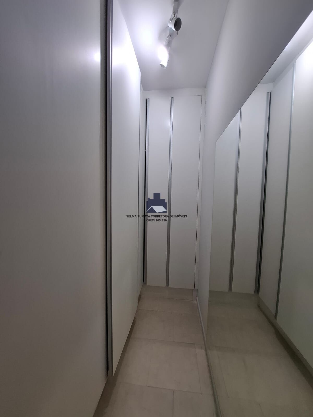 Casa de Condomínio com 3 quartos à venda, 190m² — foto 15 de 39