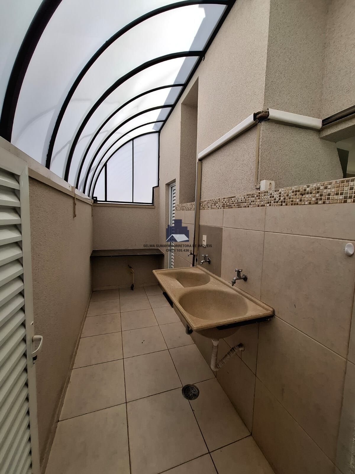 Casa de Condomínio com 3 quartos à venda, 190m² — foto 38 de 39