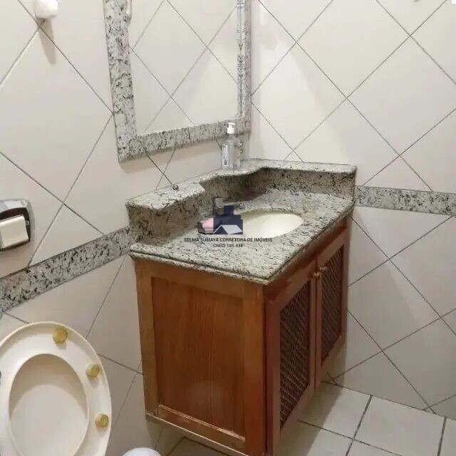 Casa com 3 quartos à venda, 188m² — foto 7 de 17