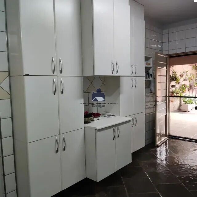 Casa com 3 quartos à venda, 188m² — foto 12 de 17