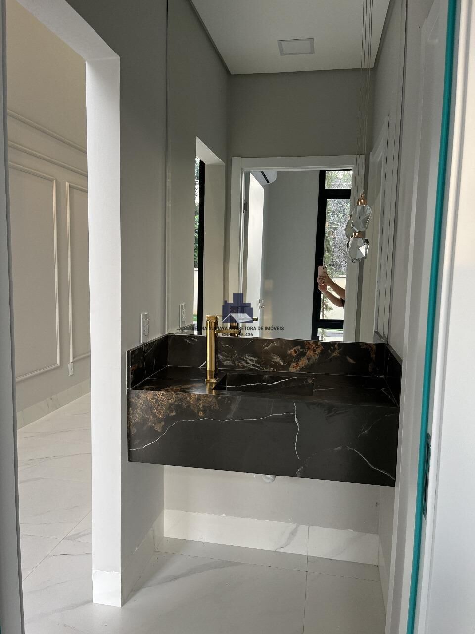 Casa de Condomínio com 3 quartos à venda, 220m² — foto 9 de 25