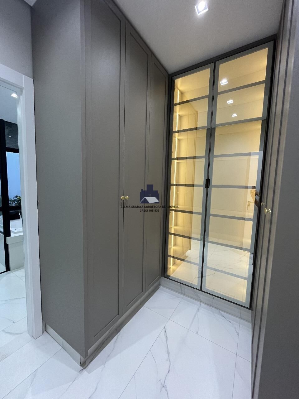 Casa de Condomínio com 3 quartos à venda, 220m² — foto 20 de 25