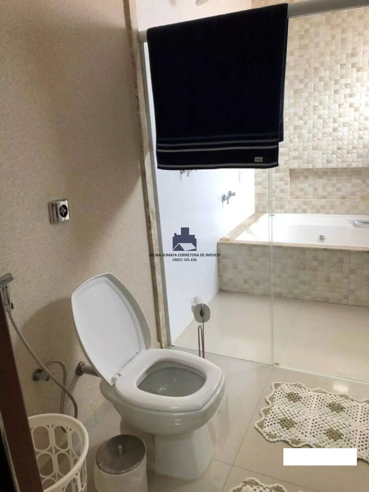 Casa de Condomínio com 3 quartos à venda, 240m² — foto 13 de 26
