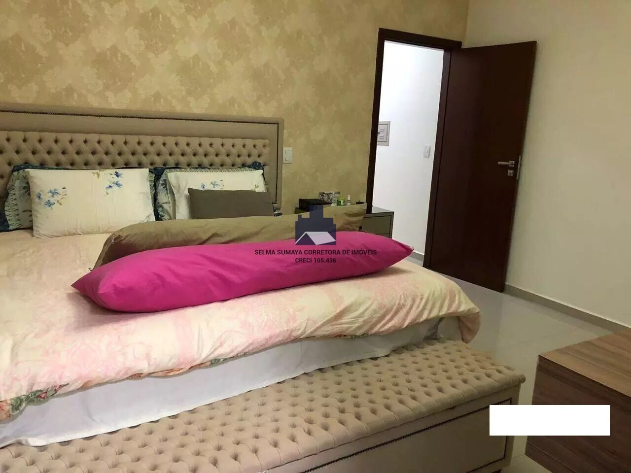 Casa de Condomínio com 3 quartos à venda, 240m² — foto 21 de 26