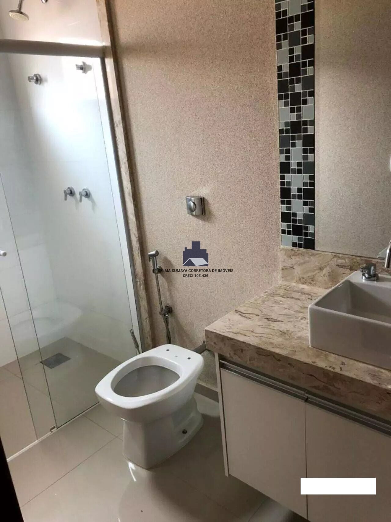 Casa de Condomínio com 3 quartos à venda, 240m² — foto 23 de 26