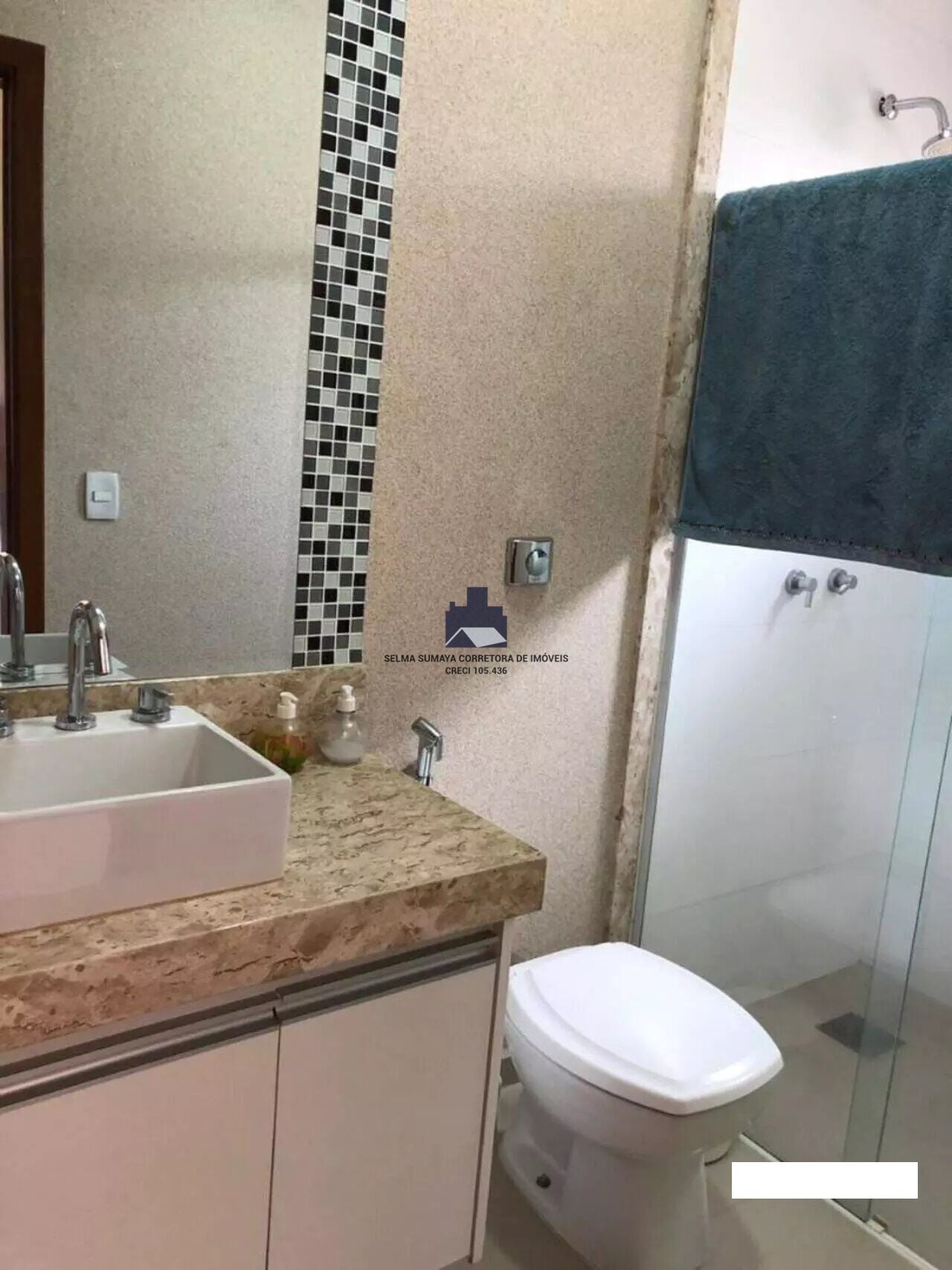 Casa de Condomínio com 3 quartos à venda, 240m² — foto 17 de 26