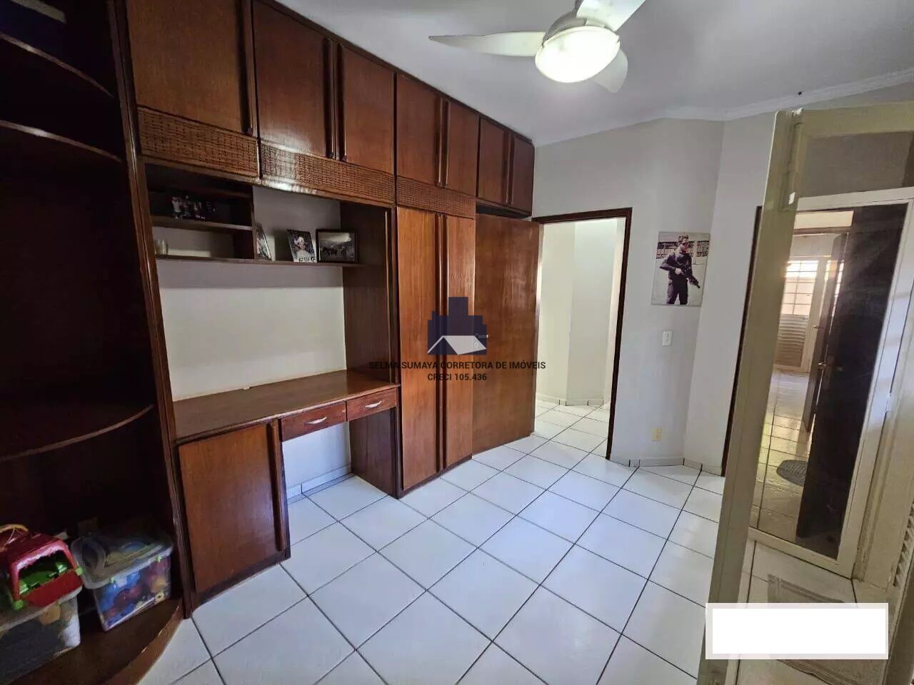 Casa com 4 quartos à venda, 218m² — foto 15 de 20