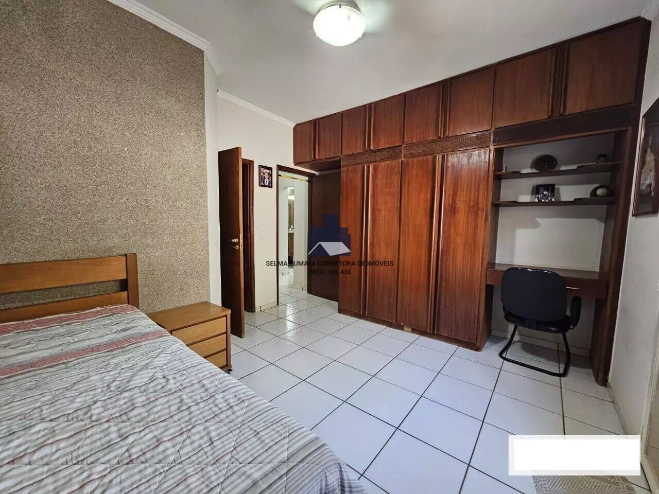 Casa com 4 quartos à venda, 218m² — foto 13 de 20