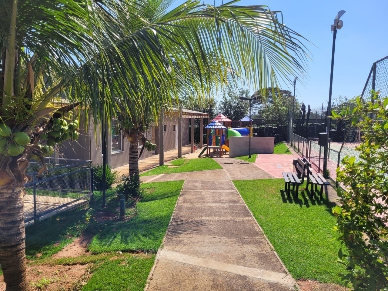 Terreno / Lote / Condomínio à venda, 253m² — foto 12 de 20