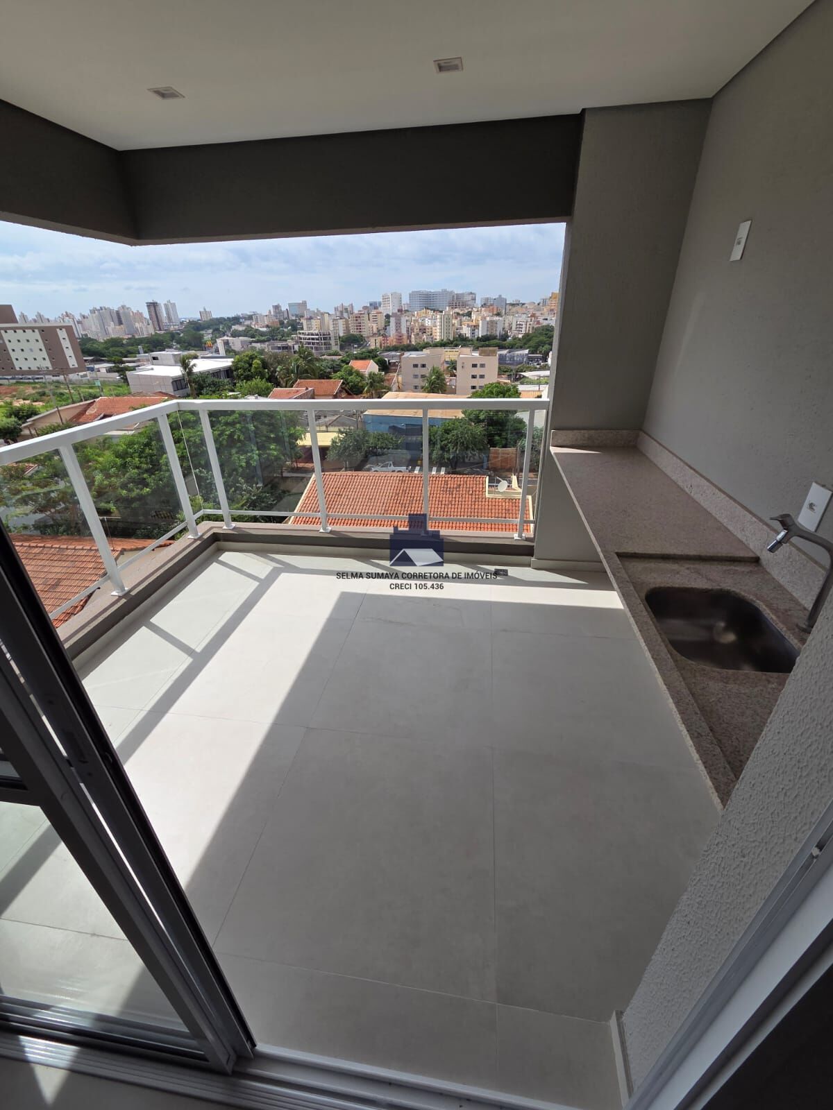 Apartamento com 2 quartos à venda, 70m² — foto 14 de 16