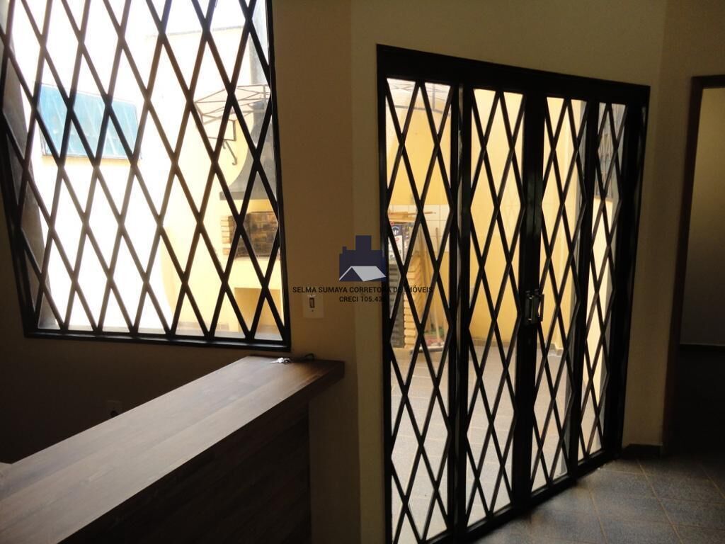Casa com 3 quartos à venda, 260m² — foto 11 de 24