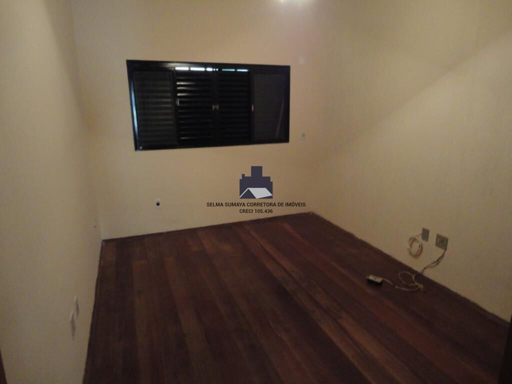 Casa com 3 quartos à venda, 260m² — foto 20 de 24