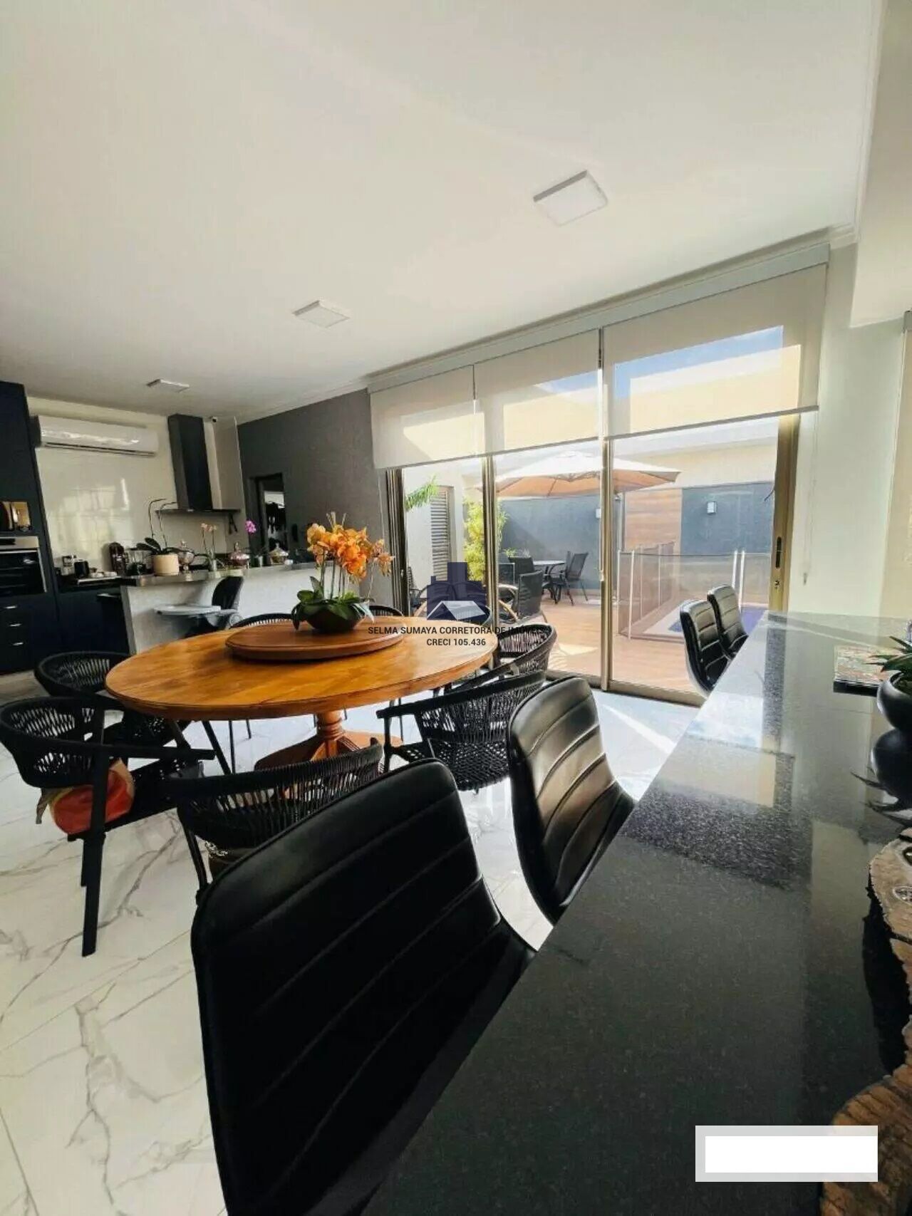Casa de Condomínio com 3 quartos à venda, 270m² — foto 9 de 21