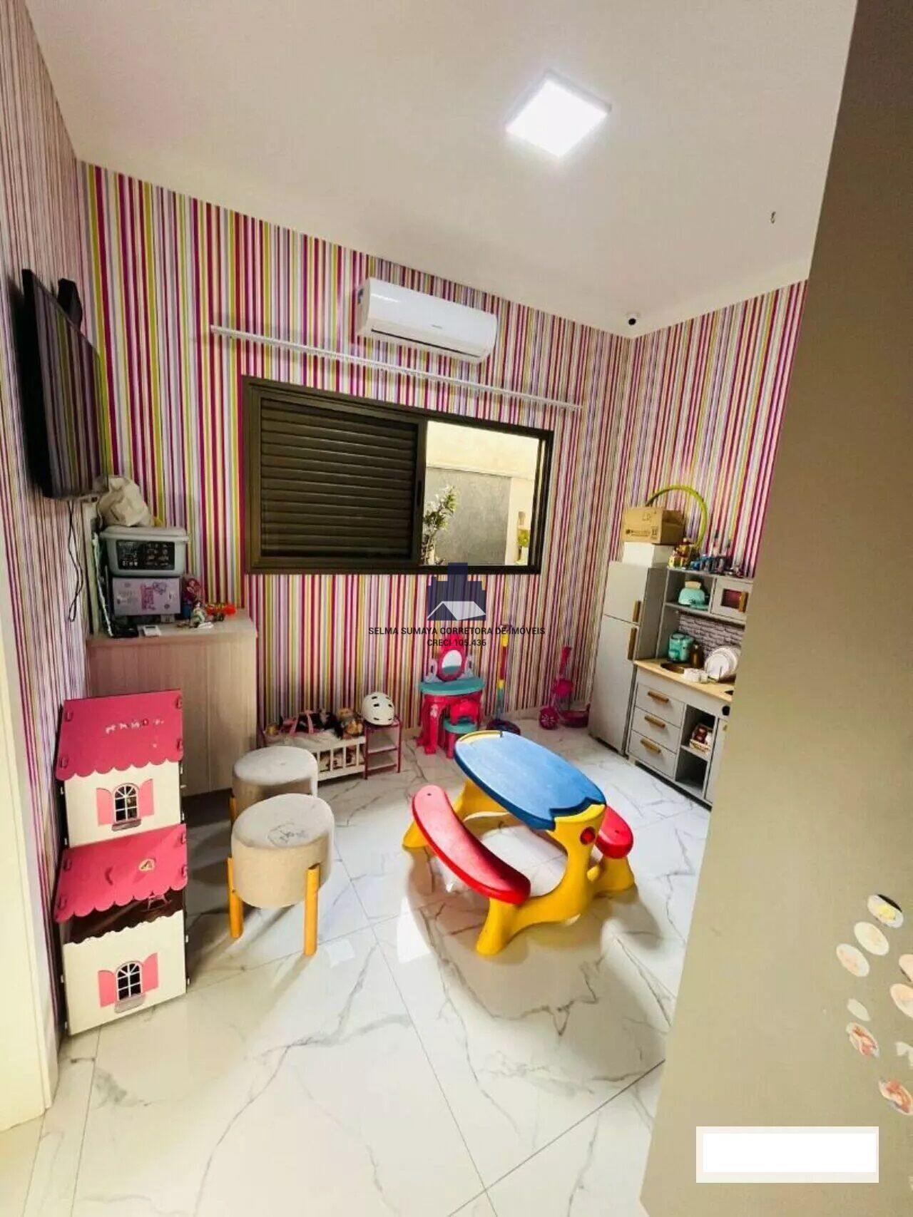 Casa de Condomínio com 3 quartos à venda, 270m² — foto 8 de 21