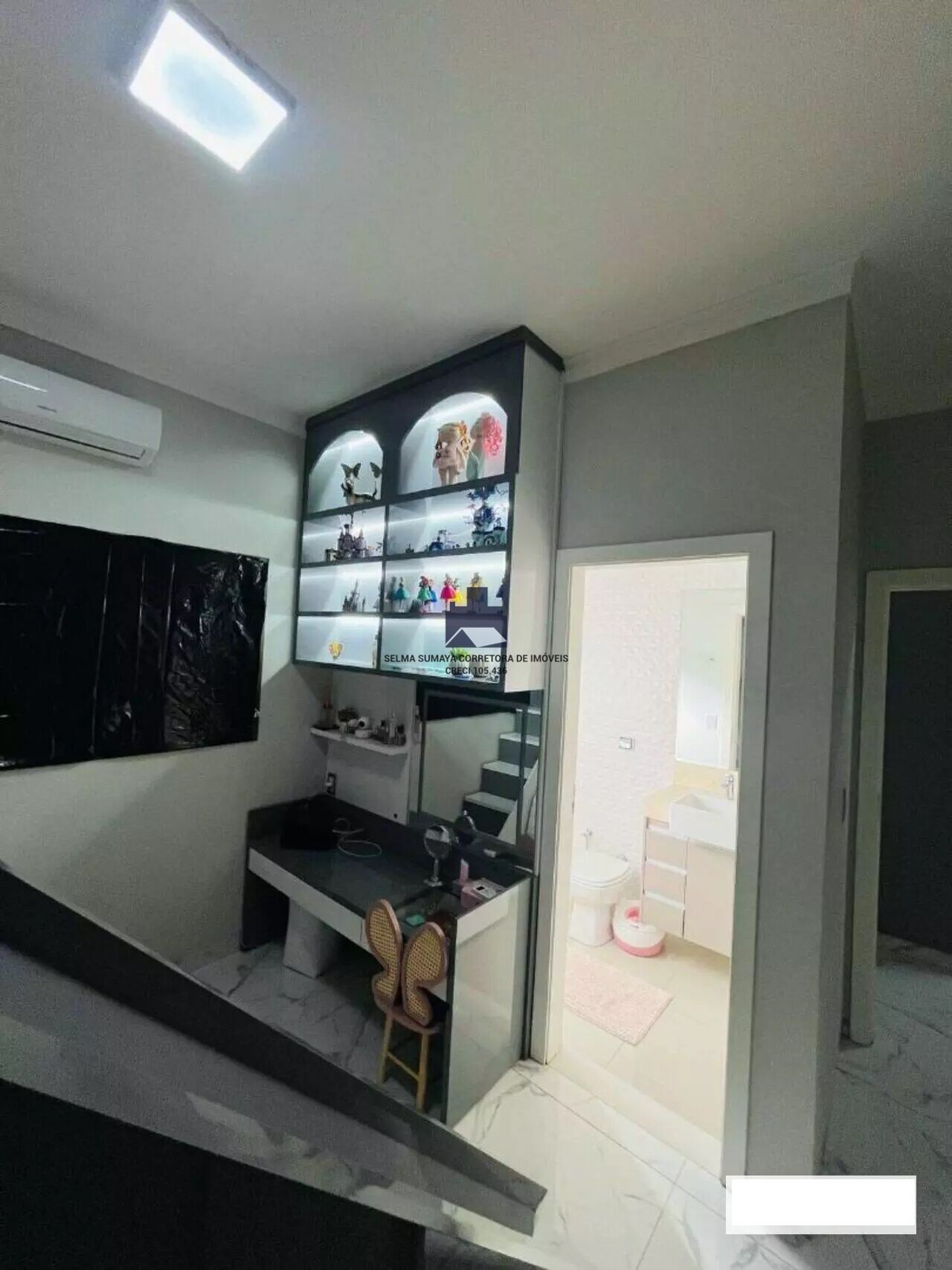 Casa de Condomínio com 3 quartos à venda, 270m² — foto 17 de 21