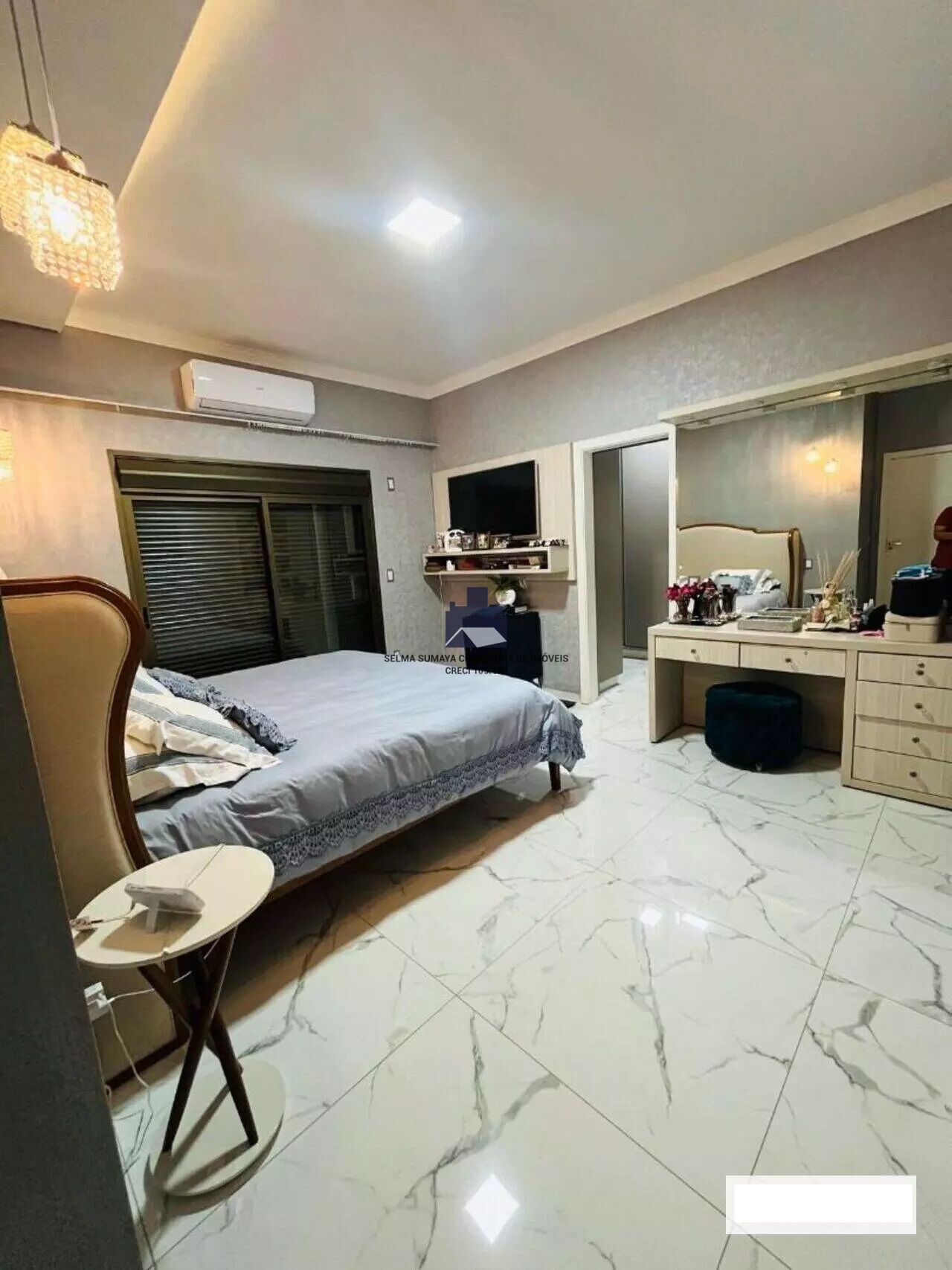 Casa de Condomínio com 3 quartos à venda, 270m² — foto 18 de 21