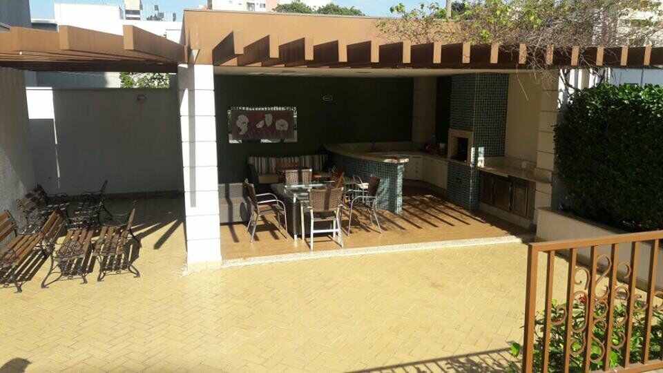 Apartamento com 4 quartos à venda, 250m² — foto 15 de 29