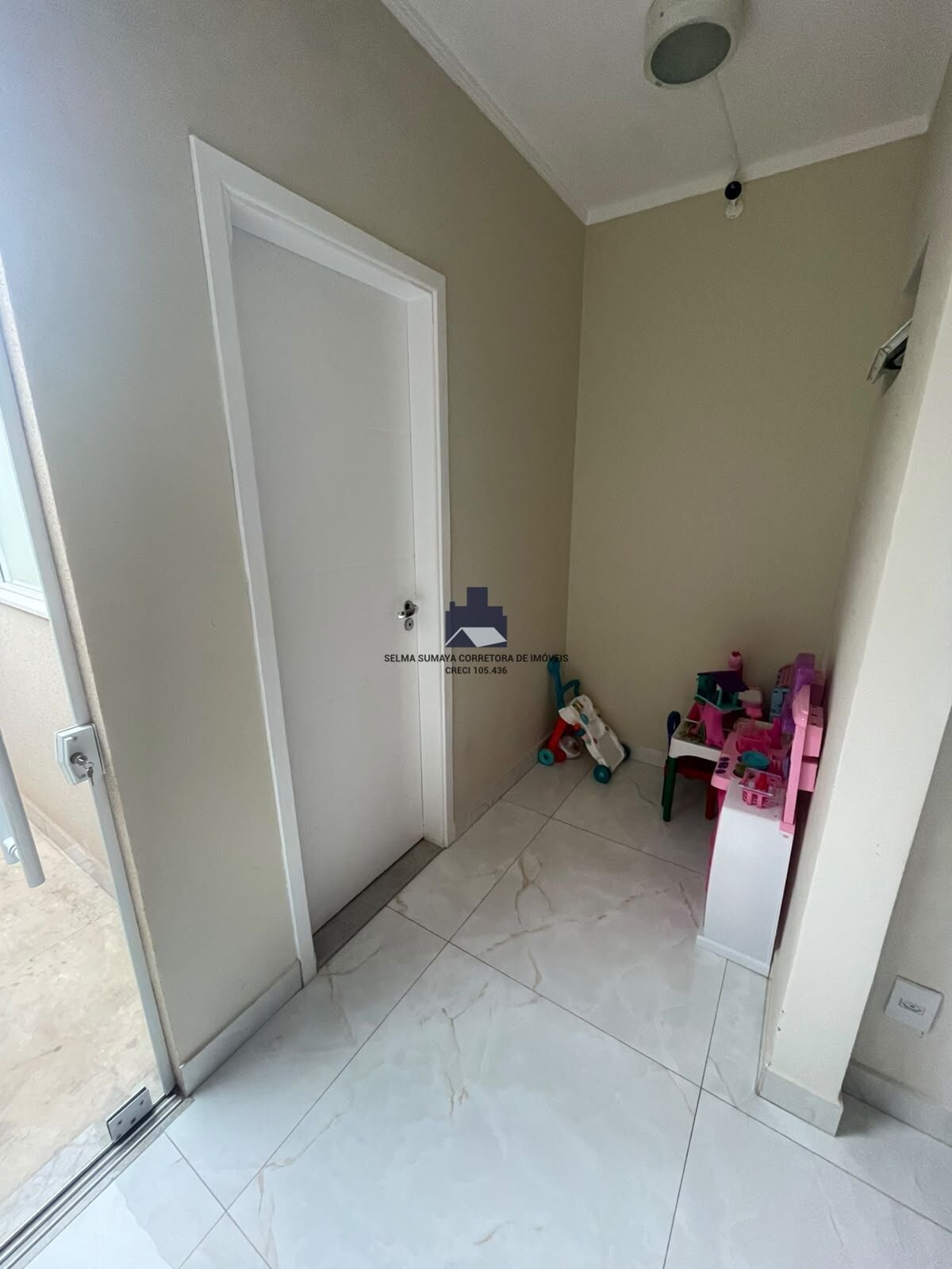 Casa de Condomínio com 3 quartos à venda, 160m² — foto 21 de 26