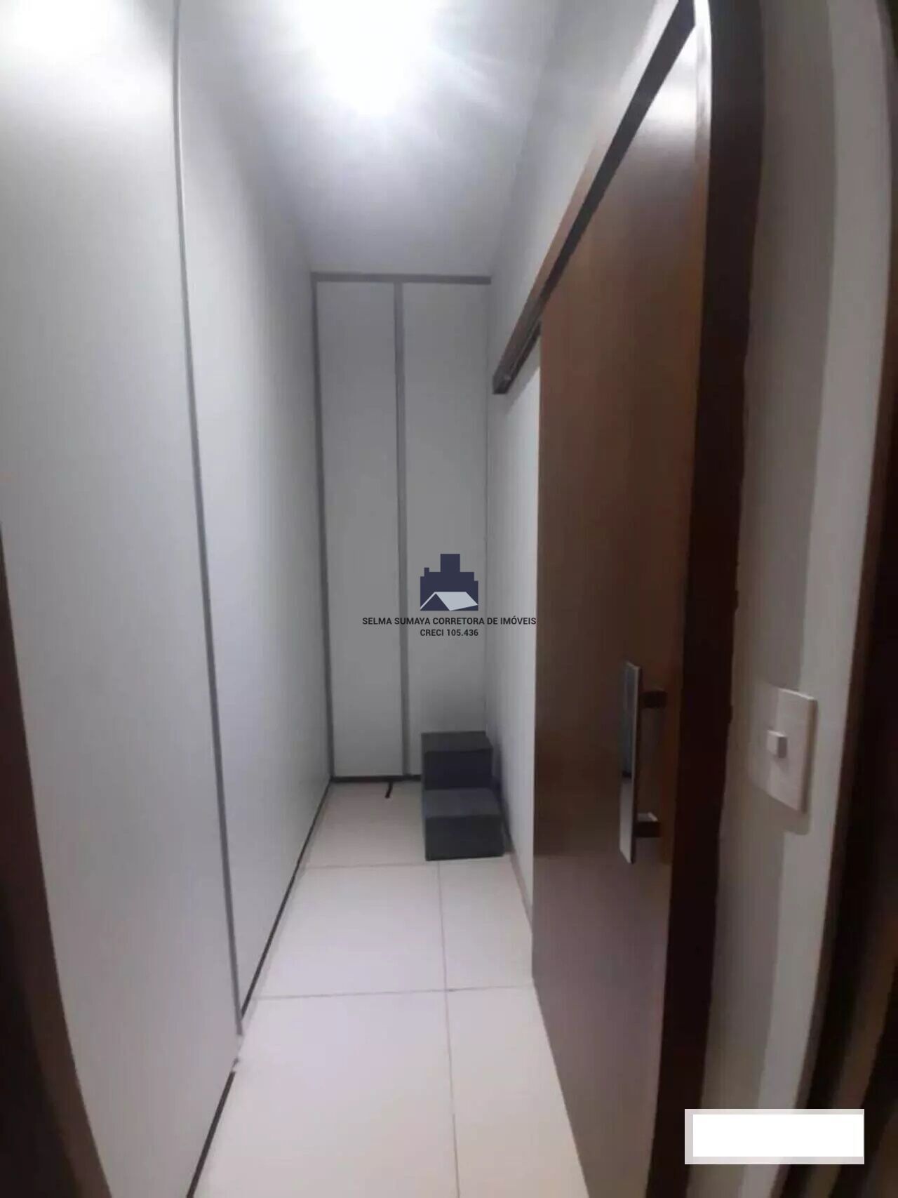 Casa de Condomínio com 3 quartos à venda, 219m² — foto 9 de 21