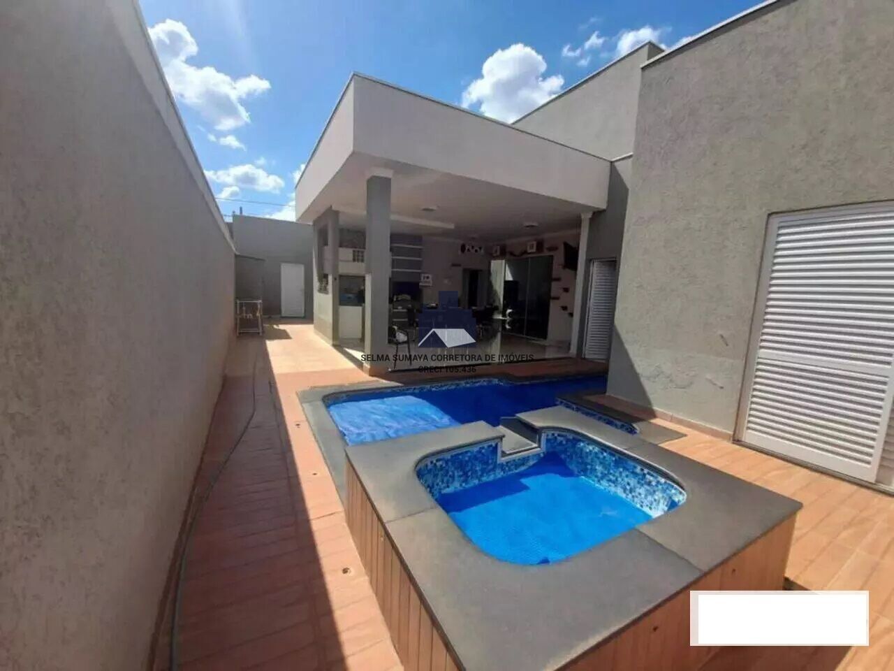 Casa de Condomínio com 3 quartos à venda, 219m² — foto 11 de 21