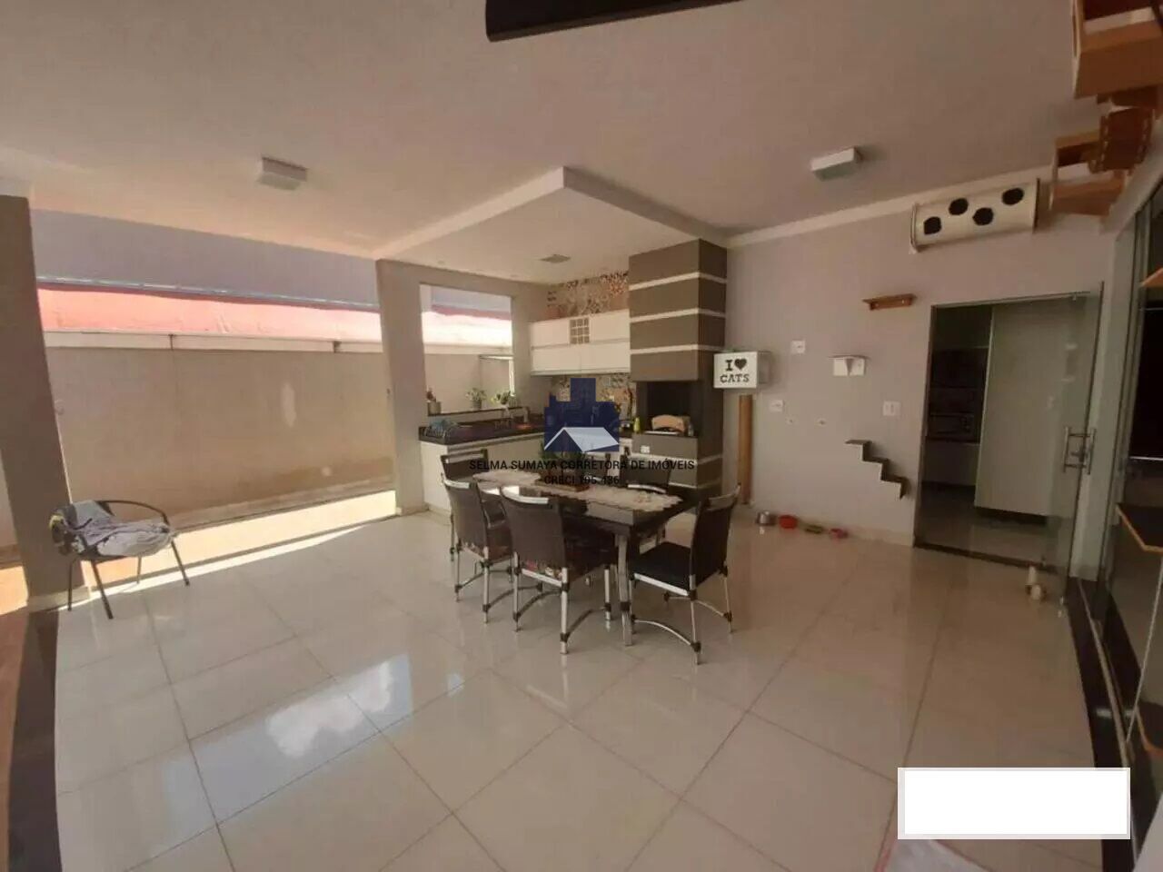 Casa de Condomínio com 3 quartos à venda, 219m² — foto 7 de 21