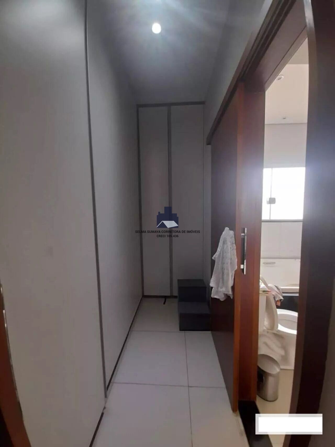Casa de Condomínio com 3 quartos à venda, 219m² — foto 18 de 21