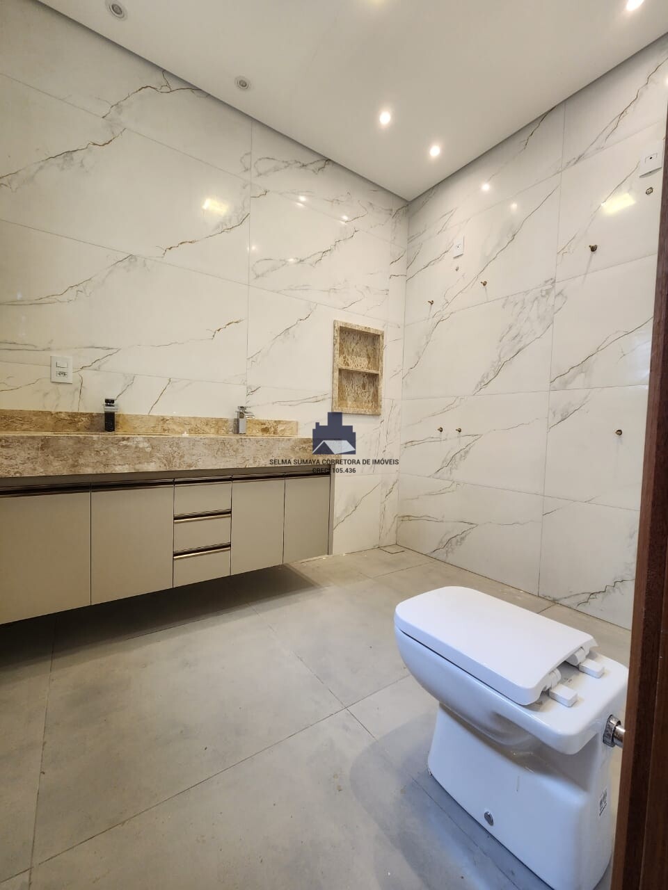 Casa de Condomínio com 3 quartos à venda, 200m² — foto 10 de 15