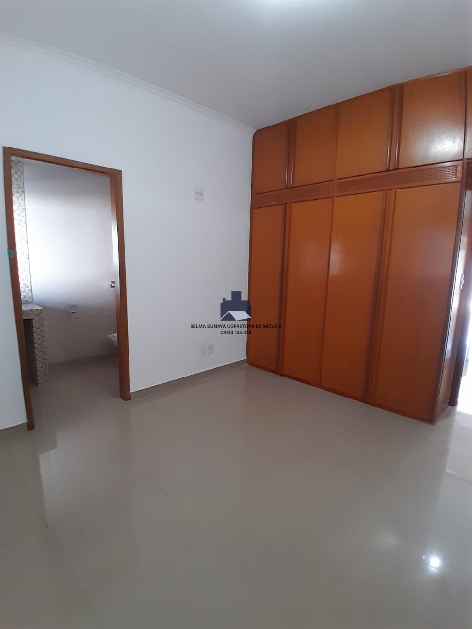 Casa com 3 quartos à venda, 245m² — foto 6 de 23