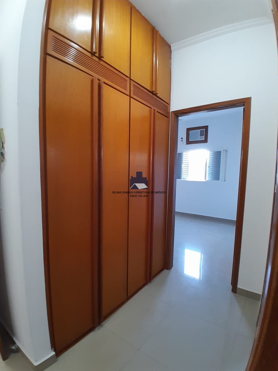 Casa com 3 quartos à venda, 245m² — foto 11 de 23