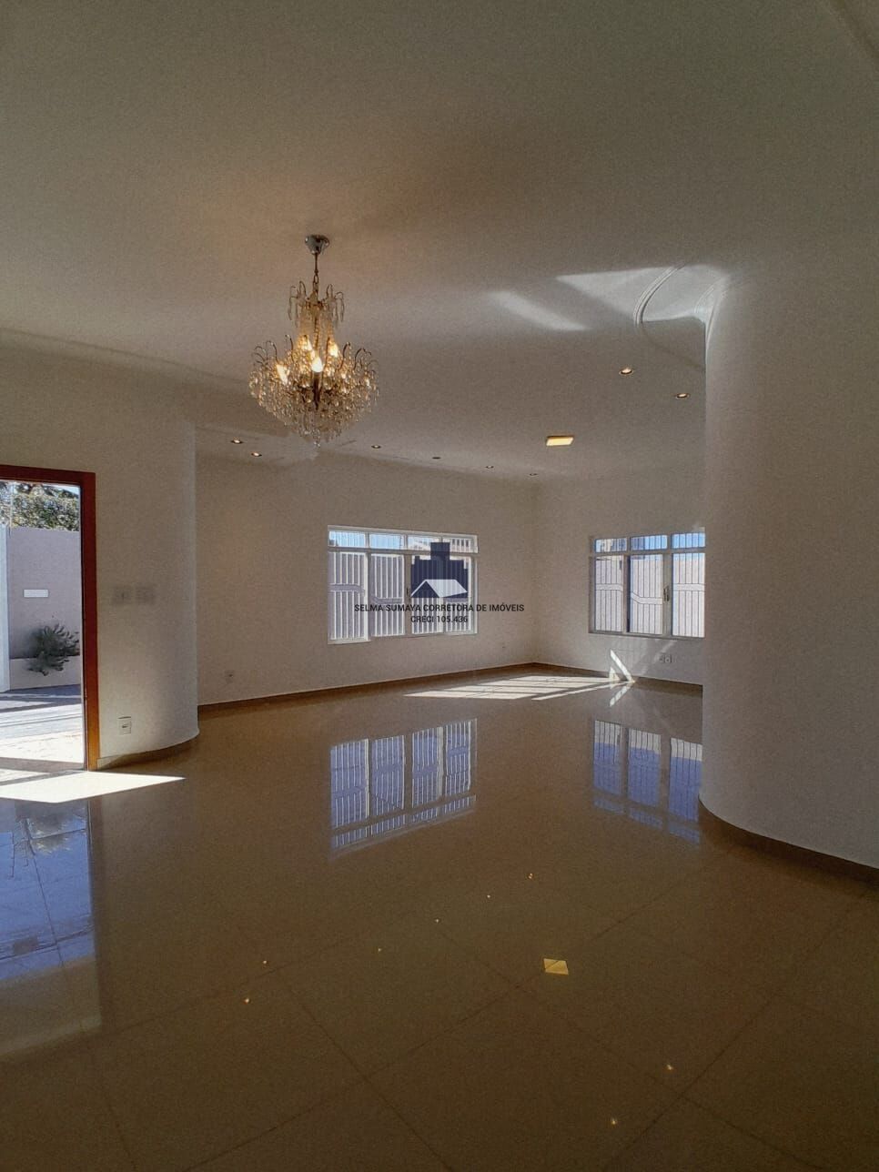 Casa com 3 quartos à venda, 245m² — foto 5 de 23