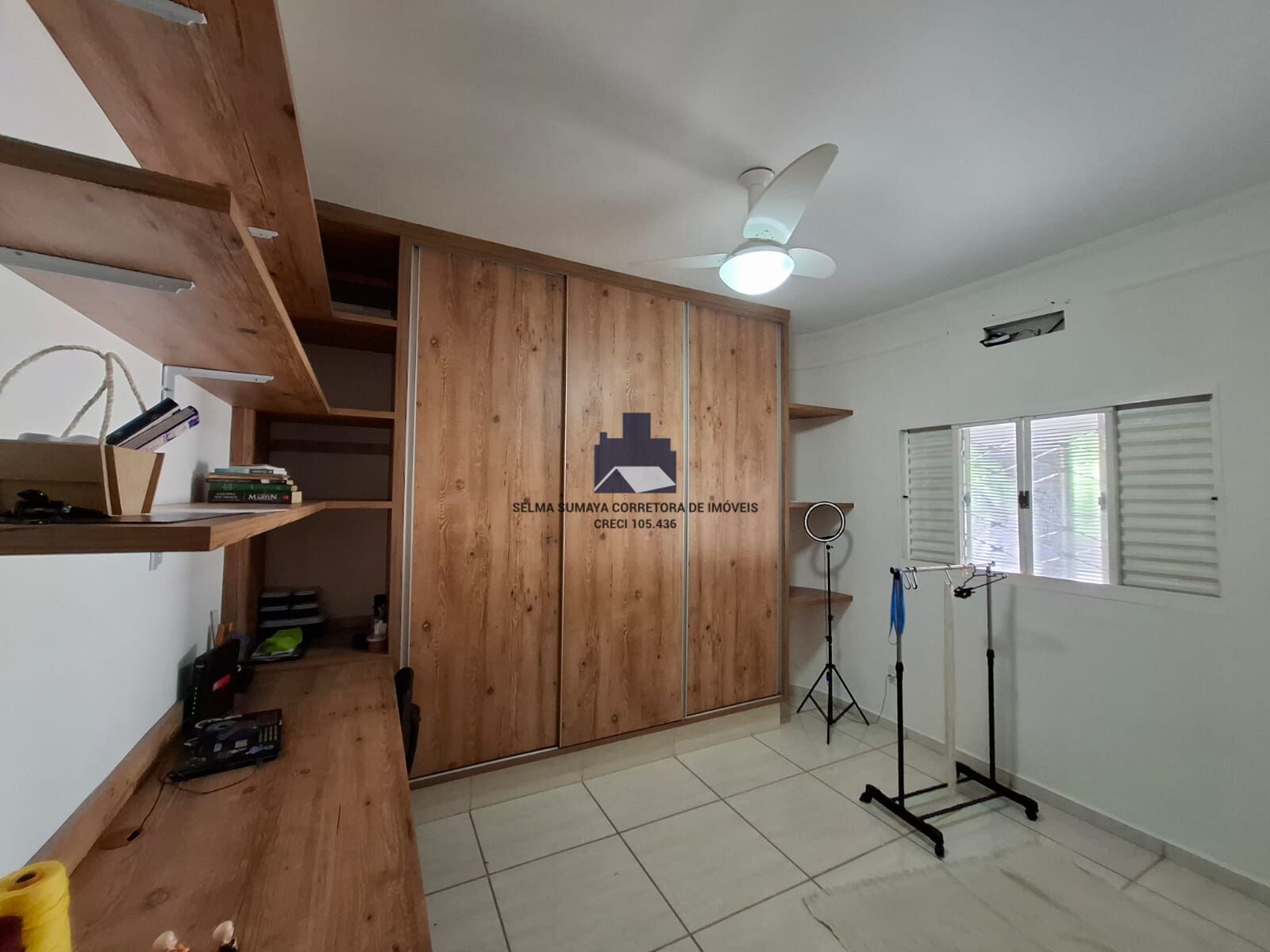 Casa de Condomínio com 3 quartos à venda, 216m² — foto 8 de 23