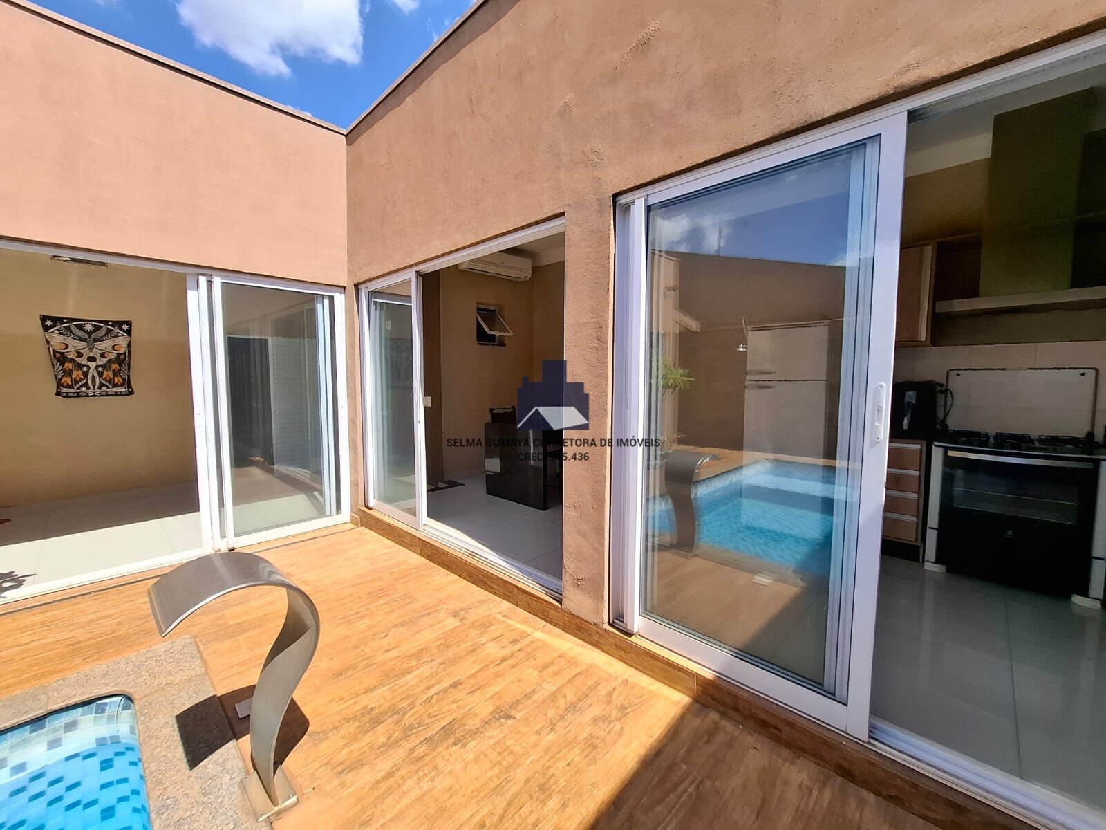 Casa de Condomínio com 3 quartos à venda, 216m² — foto 22 de 23