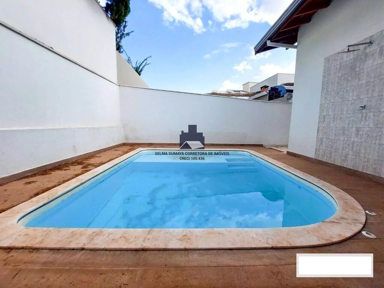 Casa de Condomínio com 4 quartos à venda, 320m² — foto 4 de 21
